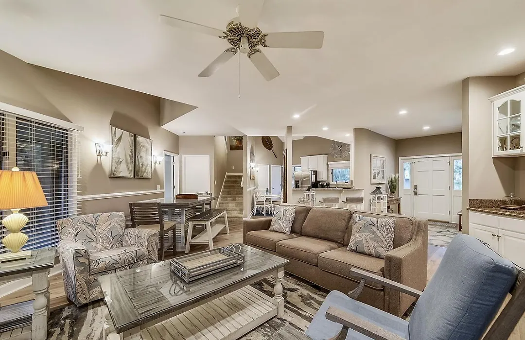 8 Cottage Court-1