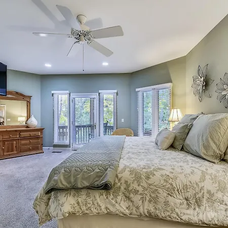 8 Cottage Court-2